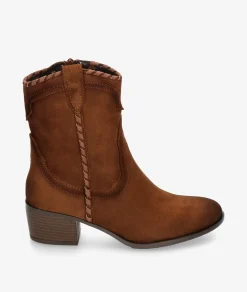 Botines Amarpies29505 en cuero