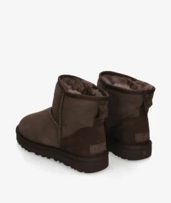 Botines UGGCLASSIC MINI II en marrón