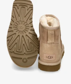 Botines UGGCLASSIC MINI II en beige