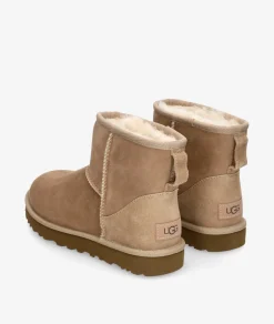 Botines UGGCLASSIC MINI II en beige