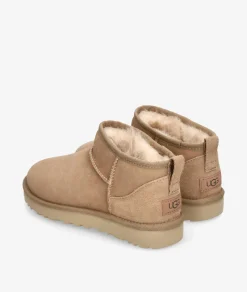 Botines UGGCLASSIC ULTRA MINIen beige