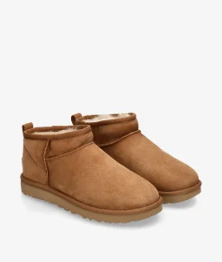 Botines UGGCLASSIC ULTRA MINIen cuero
