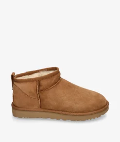 Botines UGGCLASSIC ULTRA MINIen cuero