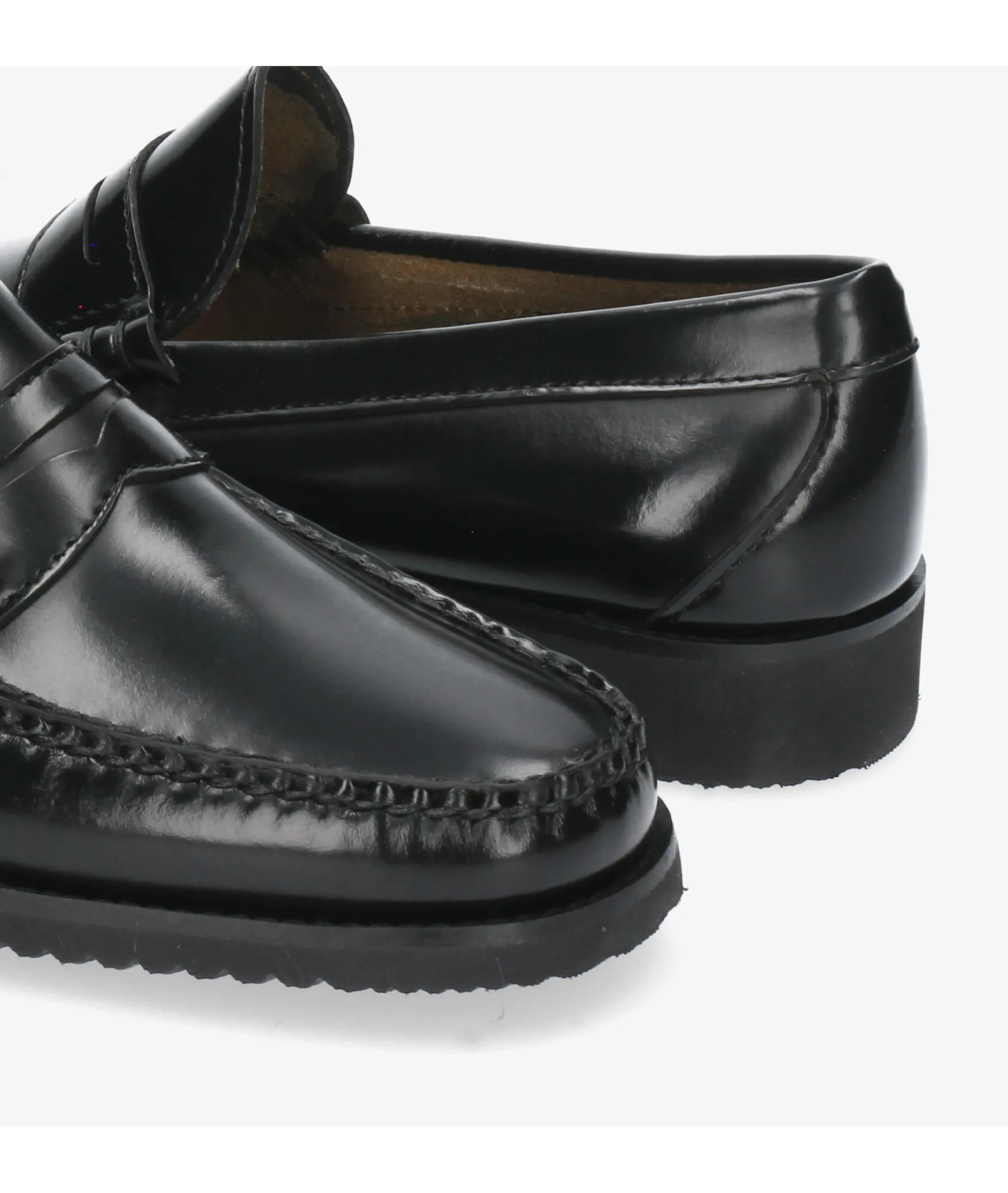 Castellanos Kénnebec S61-N en negro