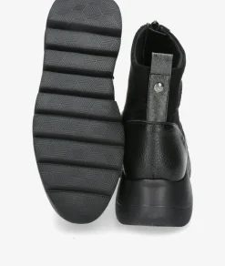 Deportivos Amarpies27098 en negro