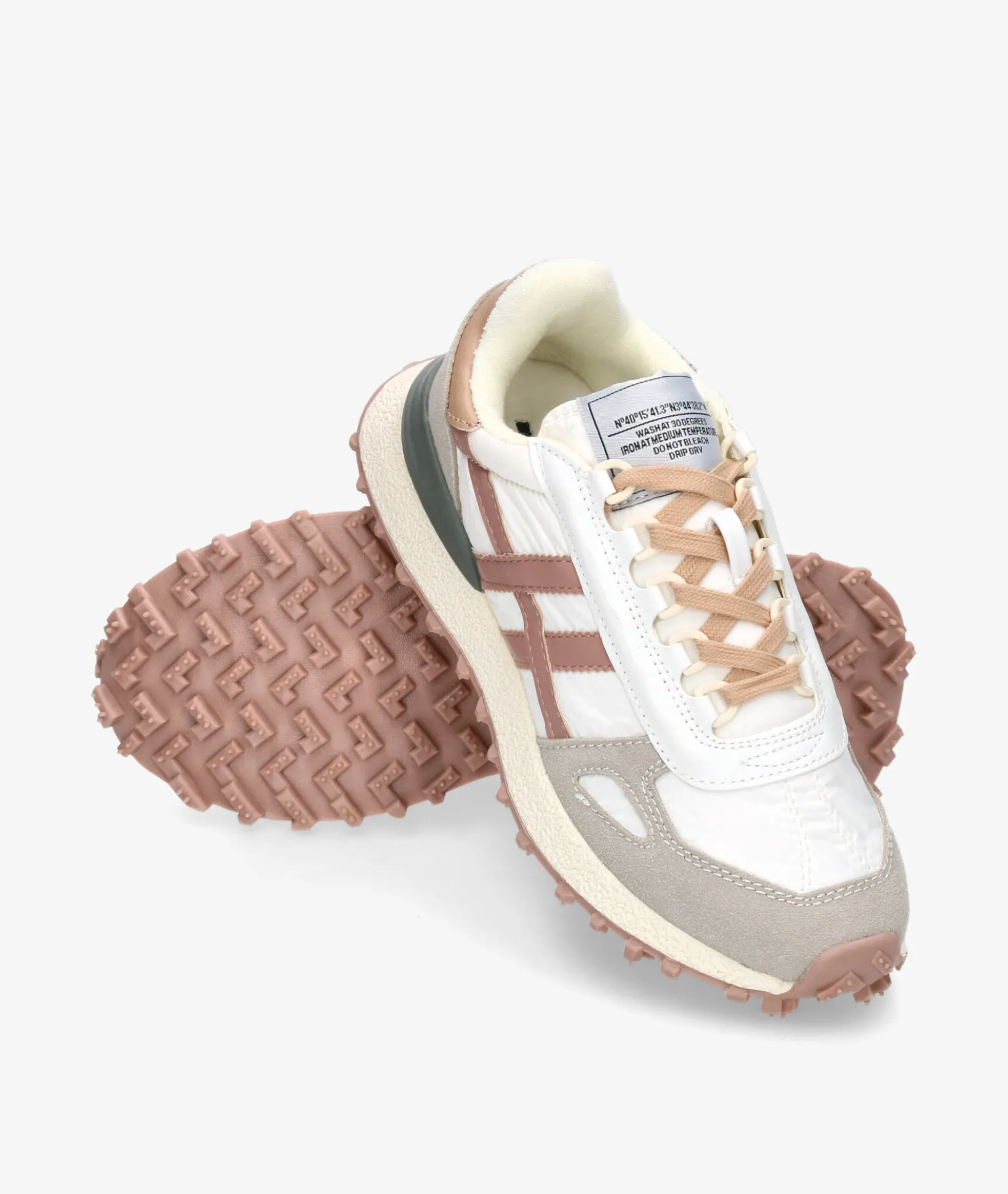 Deportivos CORINAM6065 en blanco