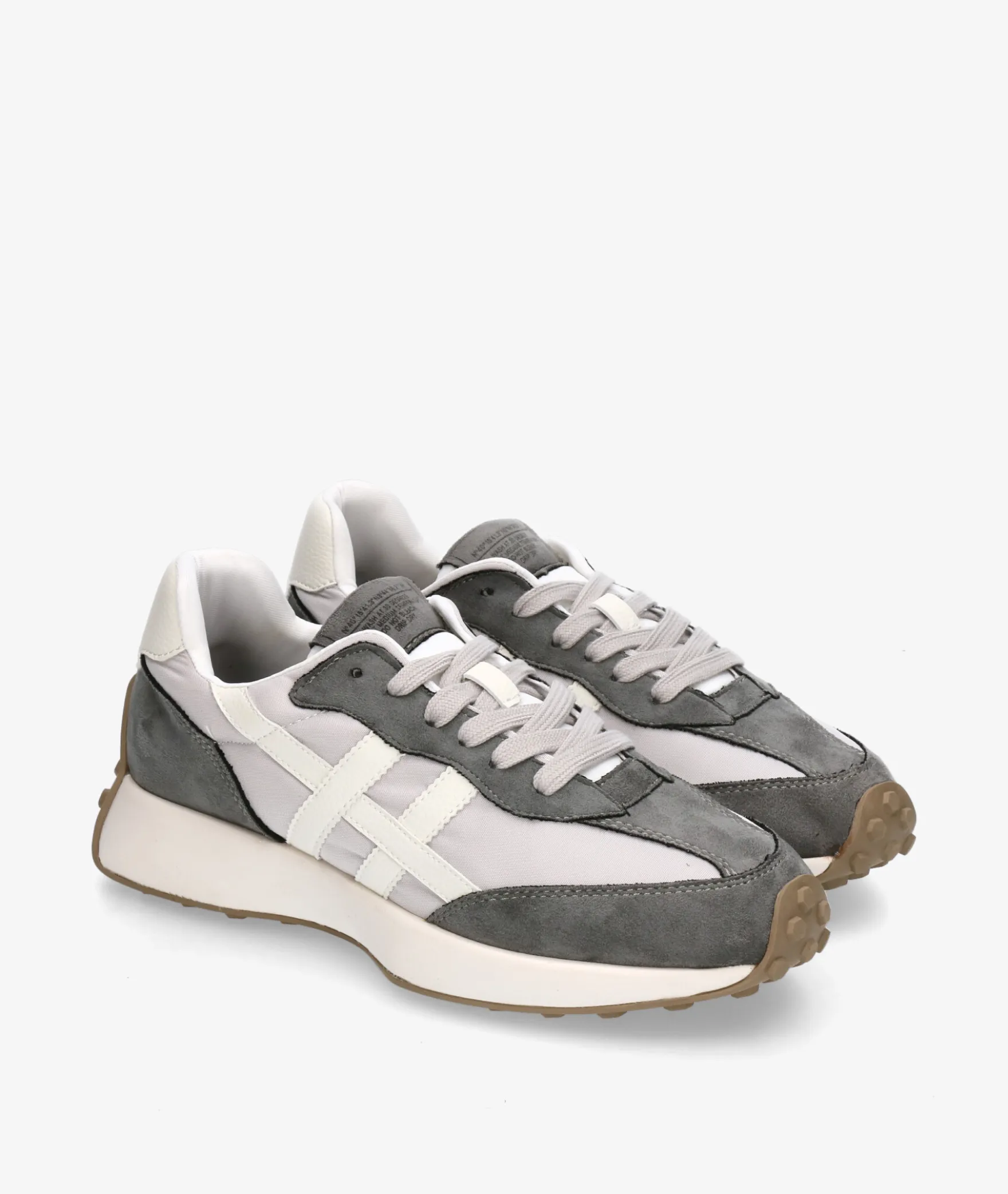 Deportivos CORINAM5555 en gris