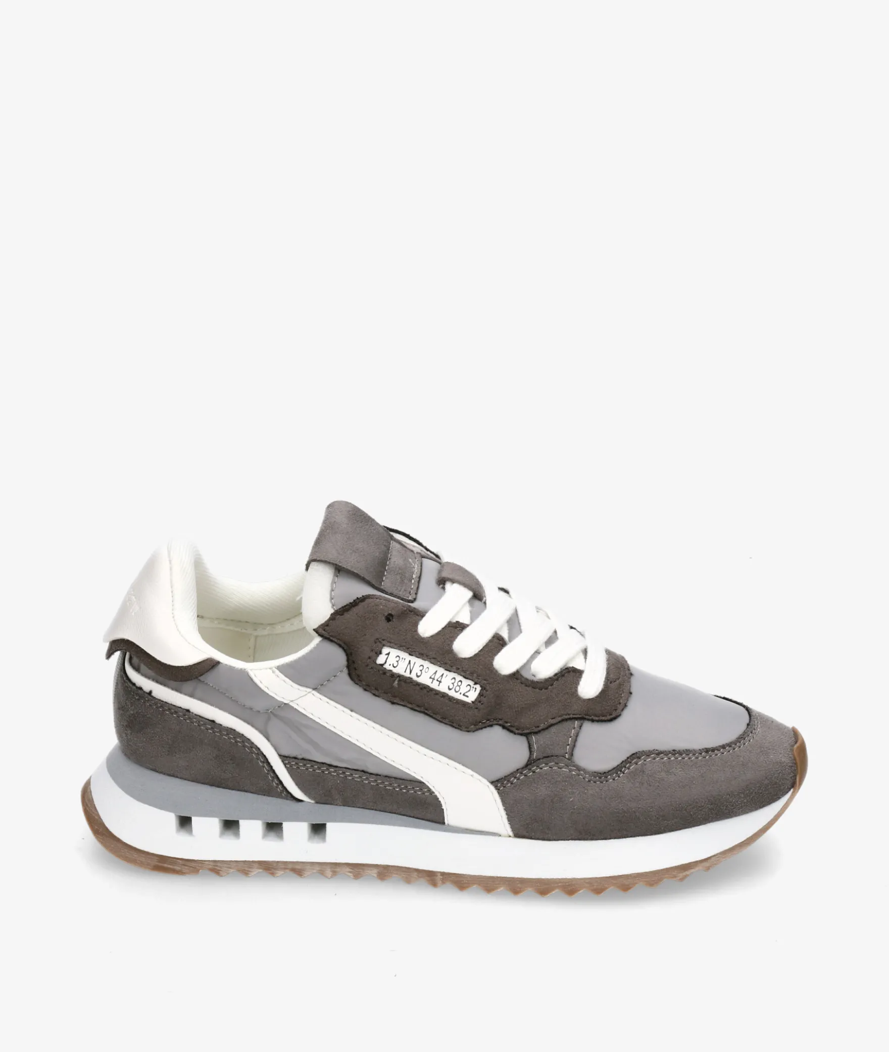 Deportivos CORINAM5580 en gris