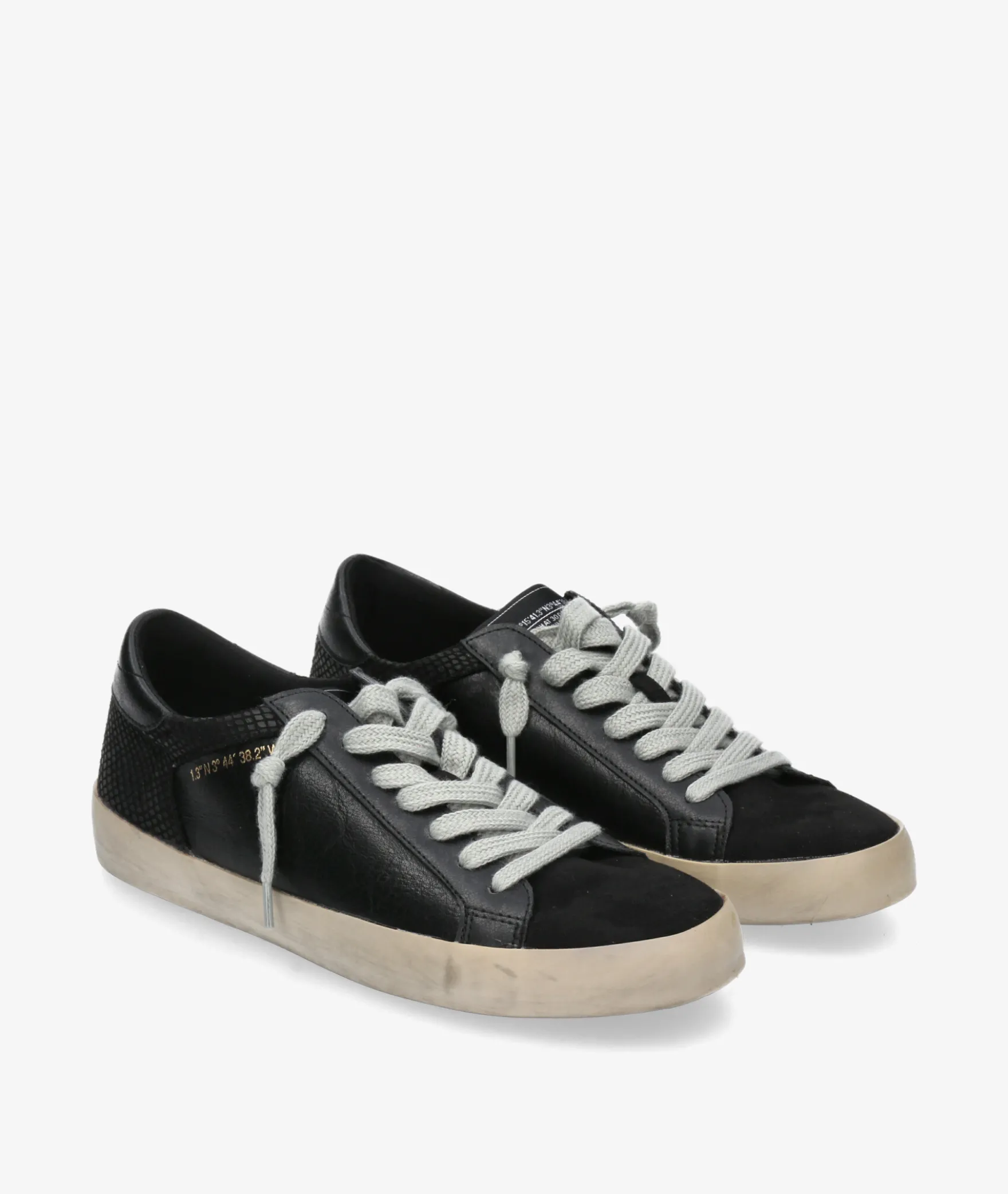 Deportivos CORINAM4501 en negro