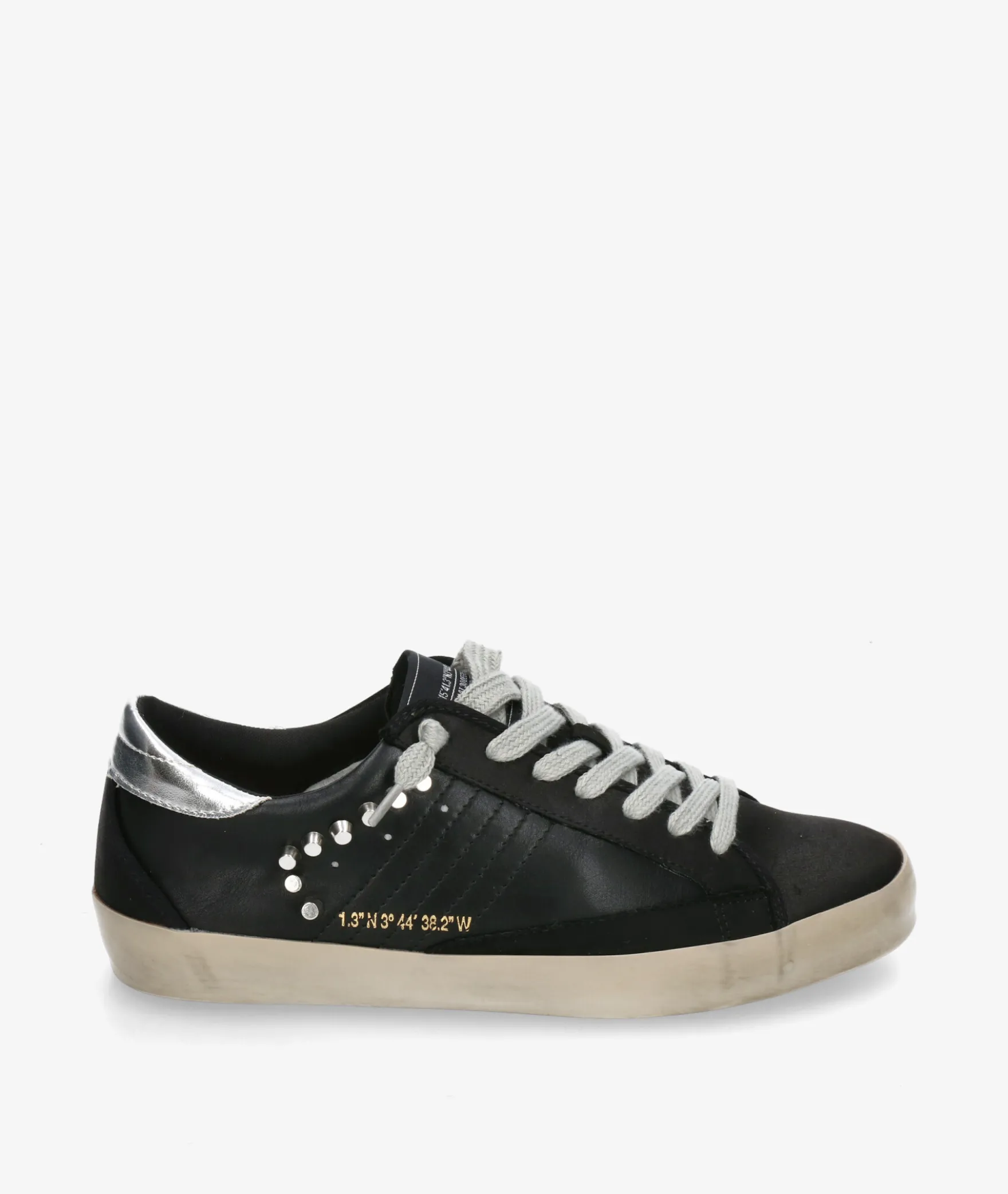 Deportivos CORINAM5500 en negro