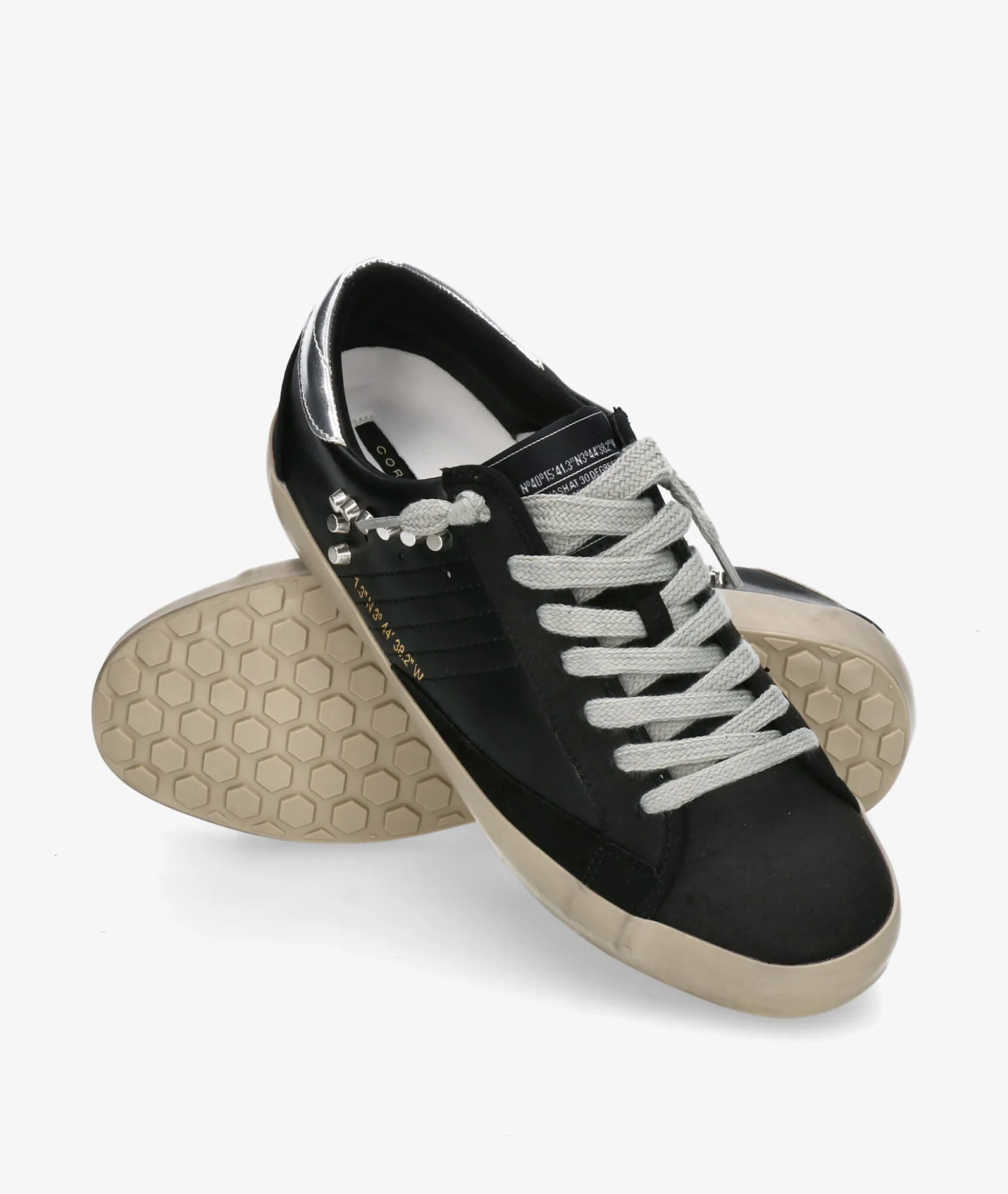 Deportivos CORINAM5500 en negro