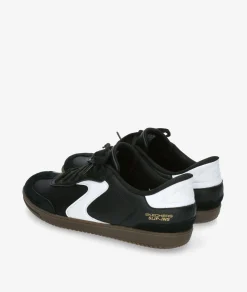 Deportivos Skechers 254154 en negro
