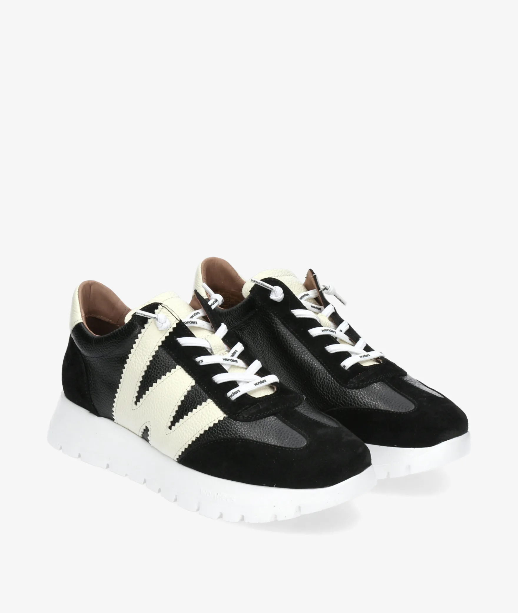 Deportivos WondersA-2476 en negro