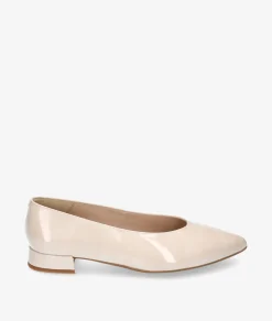 Salones bloom&you DAFNE en charol beige