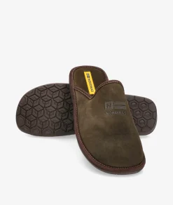Zapatillas de casa Nordikas236/F en serraje kaki