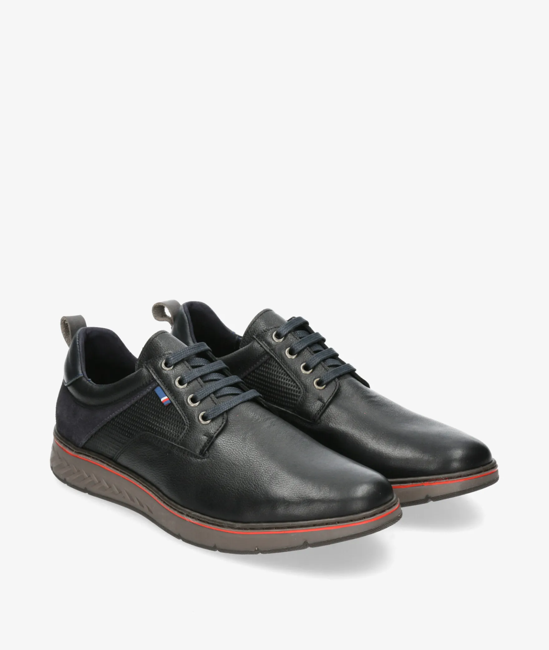 Zapatos casual Traveris 14603 en negro